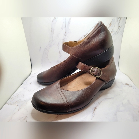 dansko fawna chestnut